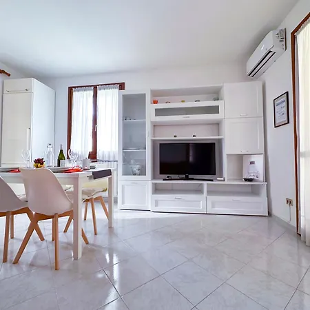 La Casa Di Ice Apartment Gravedona