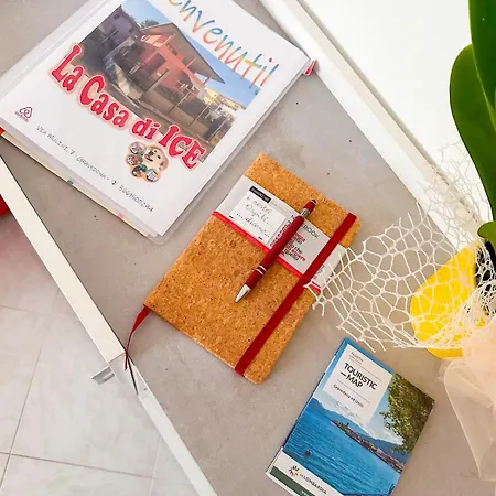 アパート La Casa Di Ice グラヴェドーナ